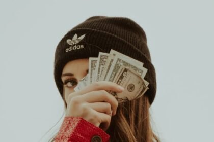 How Much Money Do Instagram Influencers Make in 2023?